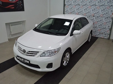 Toyota Corolla, 2012г, передний привод, механика