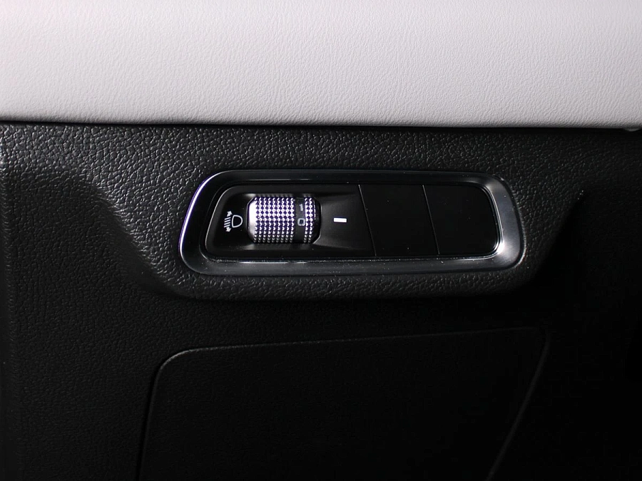 Geely Coolray, 2023г., передний привод, робот