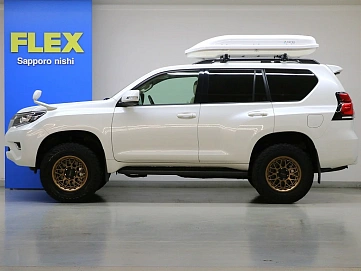 Toyota Land Cruiser Prado, 2022г, полный привод, автомат