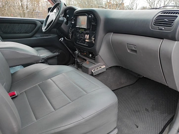 Toyota Land Cruiser, 2001г, полный привод, механика