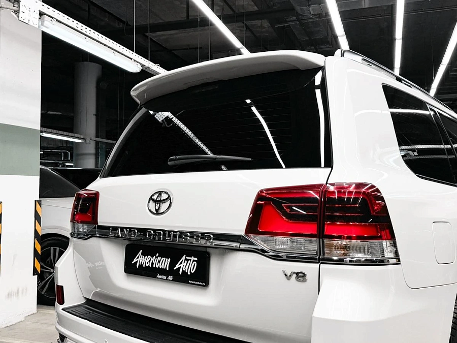 Toyota Land Cruiser, 2018г., полный привод, автомат