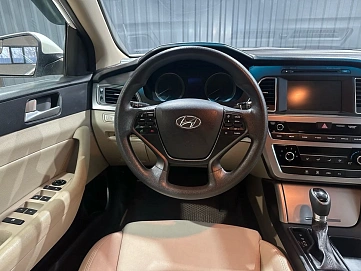 Hyundai Sonata, 2017г, передний привод, автомат