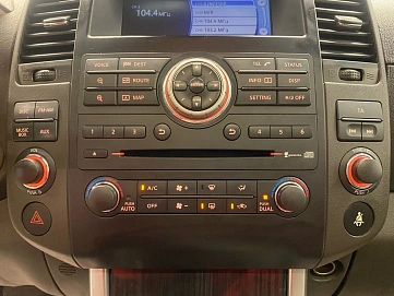 Nissan Pathfinder, 2010г, полный привод, автомат