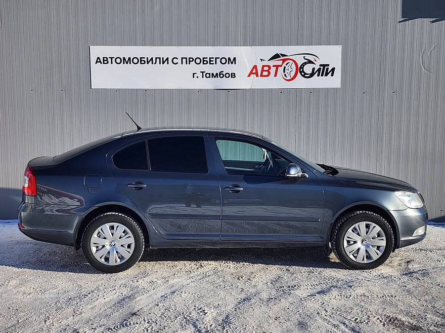 Skoda Octavia, 2011г., передний привод, робот