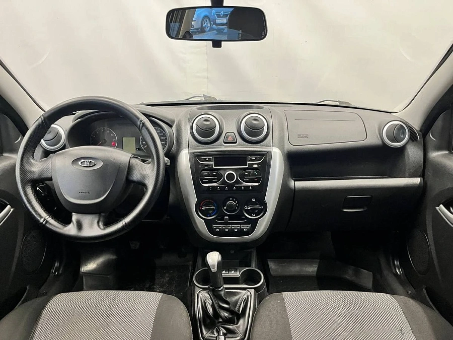 Lada (ВАЗ) Granta, 2018г., передний привод, механика