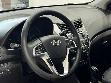 Hyundai Solaris, 2016г, передний привод, автомат