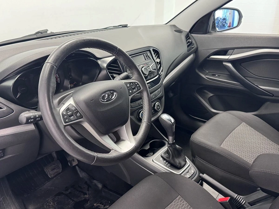 Lada (ВАЗ) Vesta, 2020г., передний привод, автомат