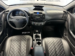 Hyundai Elantra, 2008г, передний привод, механика