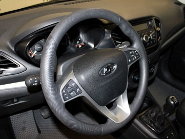 Lada (ВАЗ) Vesta, 2018г, передний привод, механика