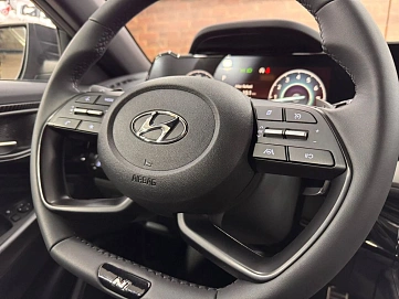 Hyundai Lafesta, 2023г, передний привод, робот