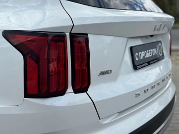Kia Sorento, 2022г, полный привод, робот