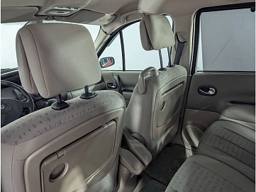 Renault Scenic, 2005г, передний привод, автомат