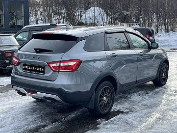 Lada (ВАЗ) Vesta, 2018г, передний привод, механика
