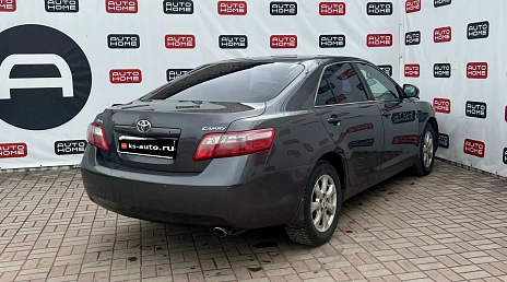 Toyota Camry, 2010г., передний привод, автомат