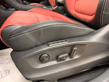 Skoda Kodiaq, 2024г, полный привод, робот