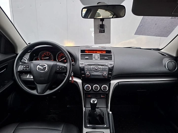Mazda 6, 2011г, передний привод, механика