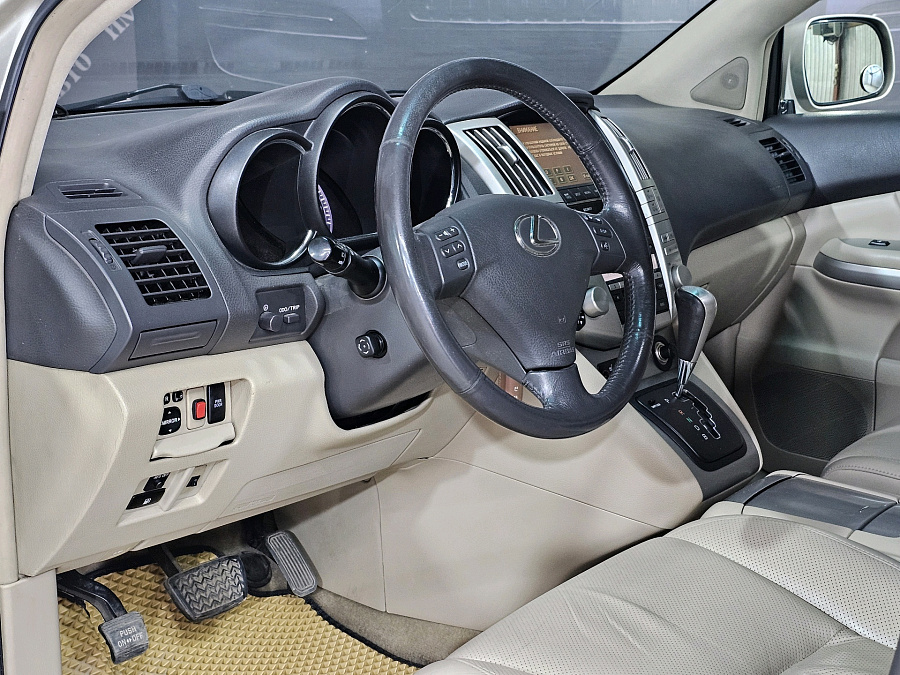 Lexus RX, 2005г., передний привод, вариатор