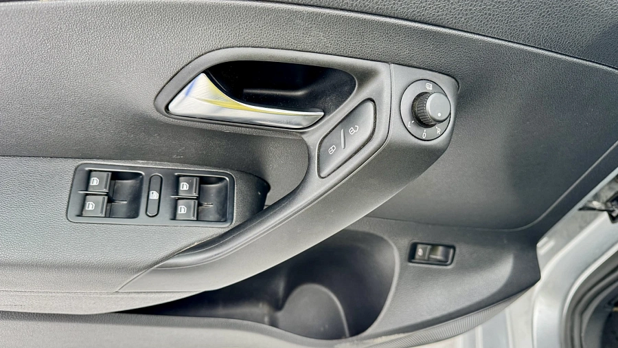 Volkswagen Polo, 2019г., передний привод, механика