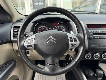 Citroen C-Crosser, 2011г, полный привод, вариатор