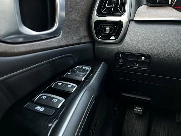 Kia Sorento, 2020г, передний привод, автомат