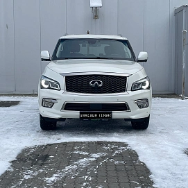 Infiniti QX80, 2017г, передний привод, автомат