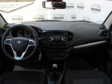Lada (ВАЗ) Vesta, 2019г, передний привод, механика