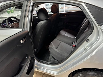 Hyundai Solaris, 2019г, передний привод, автомат