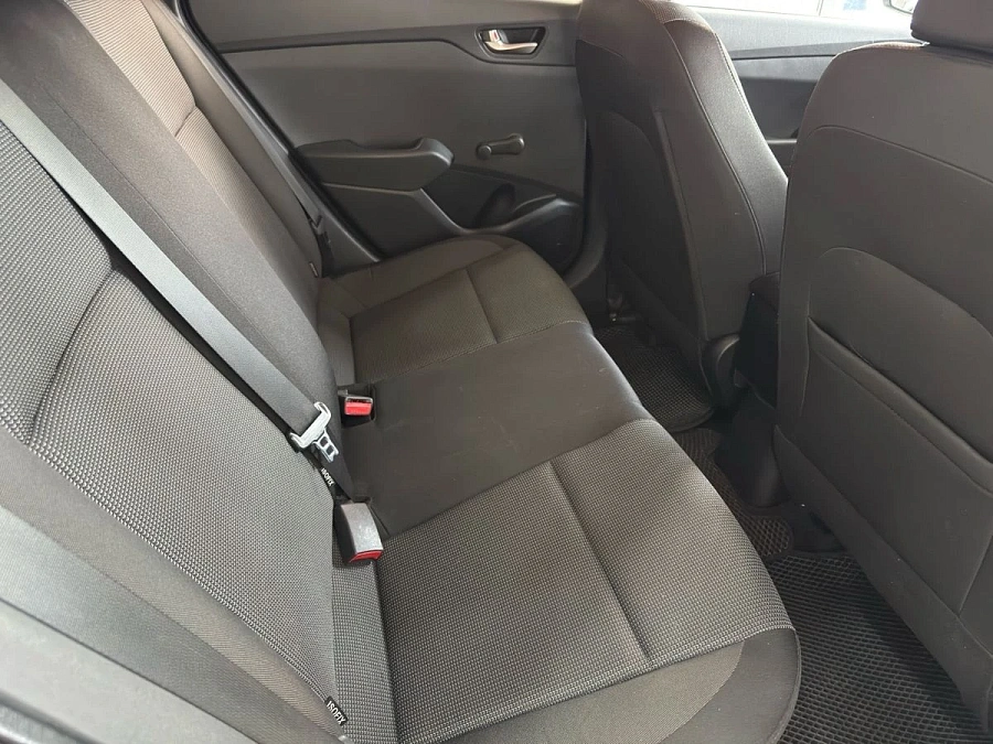 Hyundai Solaris, 2017г., передний привод, механика