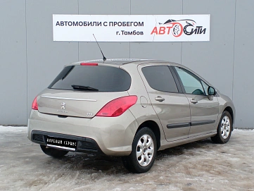 Peugeot 308, 2011г, передний привод, механика