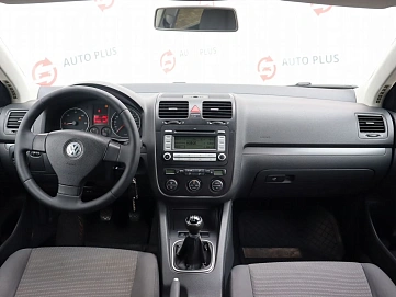 Volkswagen Jetta, 2008г, передний привод, механика