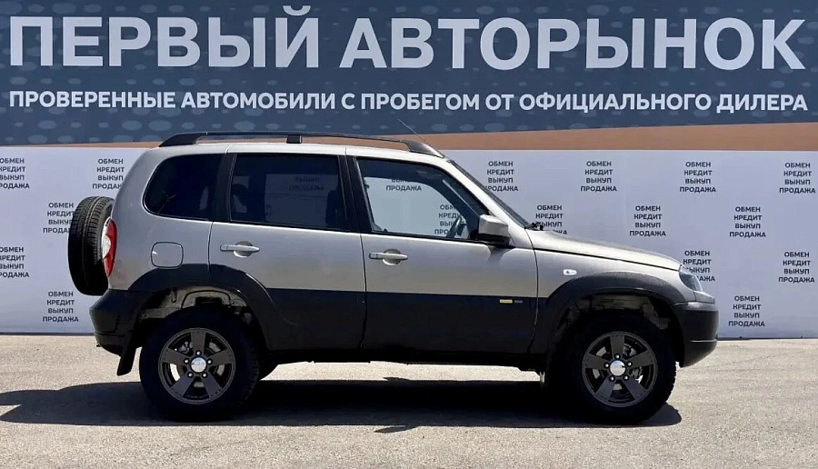 Chevrolet Niva, 2018г., полный привод, механика