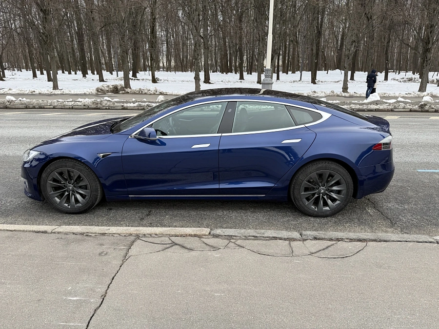 Tesla Model S, 2020г., полный привод, автомат