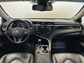 Toyota Camry, 2018г., передний привод, автомат