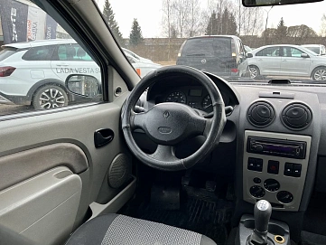 Renault Logan, 2008г, передний привод, механика