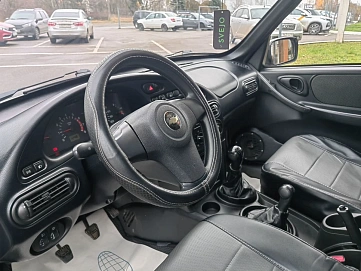 Chevrolet Niva, 2011г, полный привод, механика