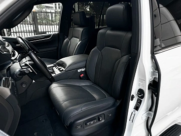 Lexus LX, 2021г, полный привод, автомат