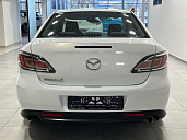 Mazda 6, 2010г., передний привод, механика