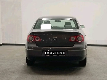 Volkswagen Passat, 2007г, передний привод, механика