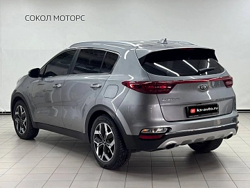 Kia Sportage, 2021г, передний привод, робот