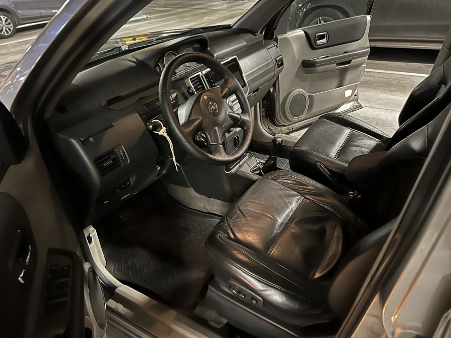 Nissan X-Trail, 2005г., полный привод, механика