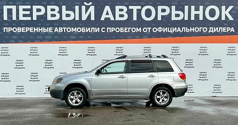 Mitsubishi Outlander, 2002г, передний привод, автомат