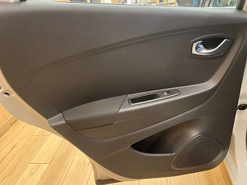 Renault Kaptur, 2022г, передний привод, вариатор