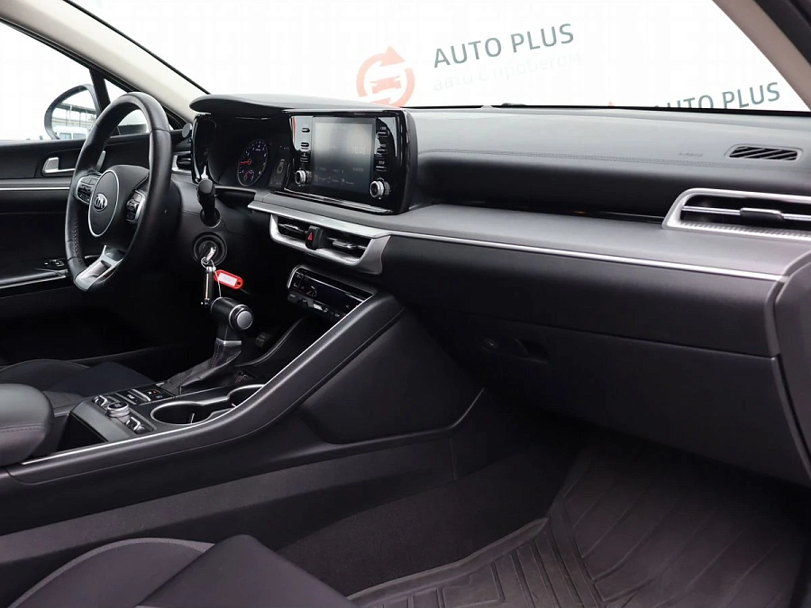 Kia K5, 2021г., передний привод, автомат