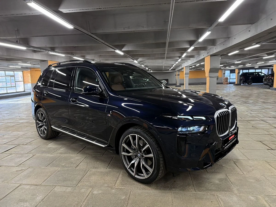 BMW X7, 2023г., полный привод, автомат