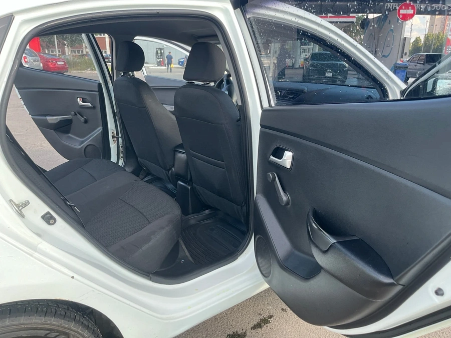 Kia Rio, 2012г., передний привод, механика