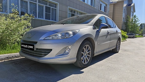 Peugeot 408, 2014г, передний привод, автомат