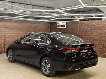 Kia K3, 2025г, передний привод, вариатор