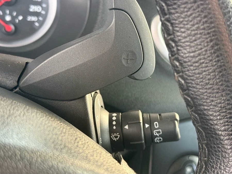 Renault Clio, 2007г., передний привод, автомат