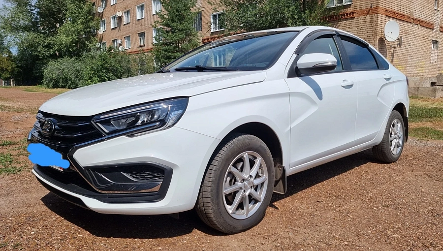 Lada (ВАЗ) Vesta, 2023г., передний привод, механика