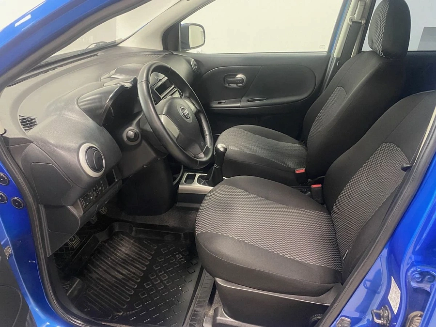 Nissan Note, 2010г., передний привод, механика